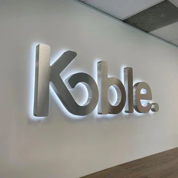 Signage huruf timbul stainless backlight mewah di Alam Sutera